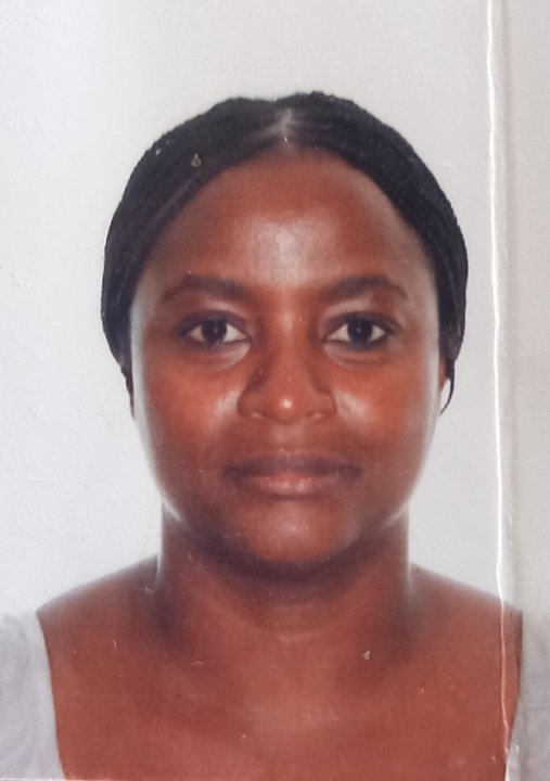 Nyambura  Sparagna Caroline - English tutor