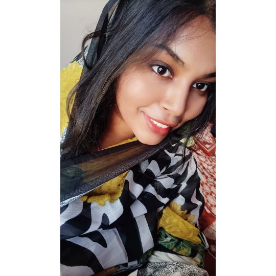 Afrah - English, Maths, Informatics tutor