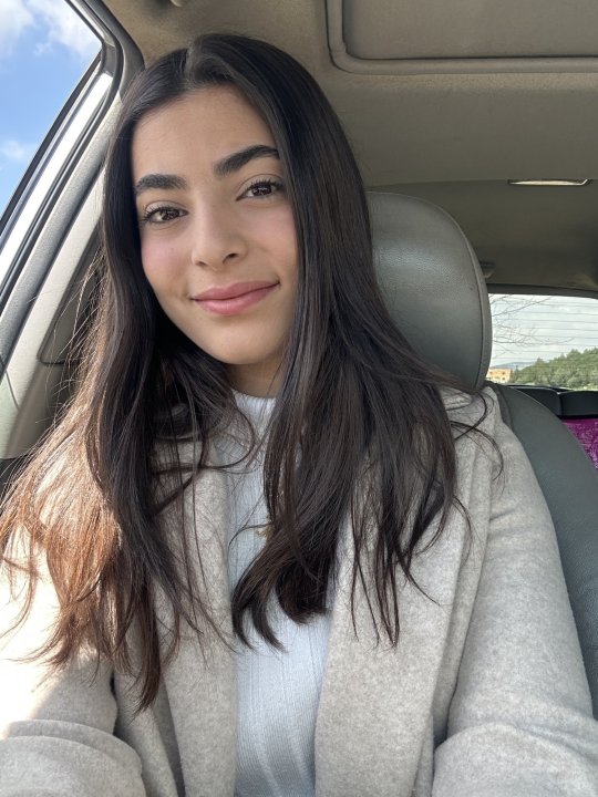 Salloom Dina - English, Biology, Chemistry tutor