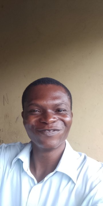 Ademosu Oladayo - Maths, Physics, Chemistry tutor