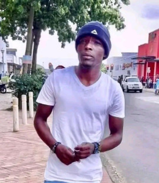 Memela Thulani - English, Geography tutor