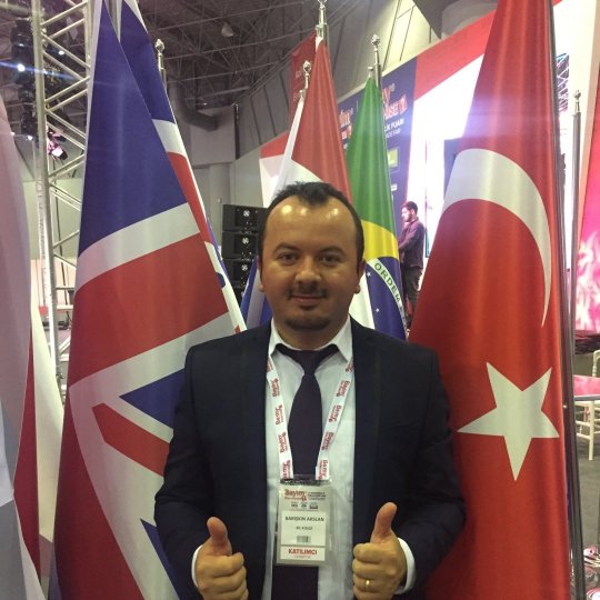 Bariskin Arslan - English tutor