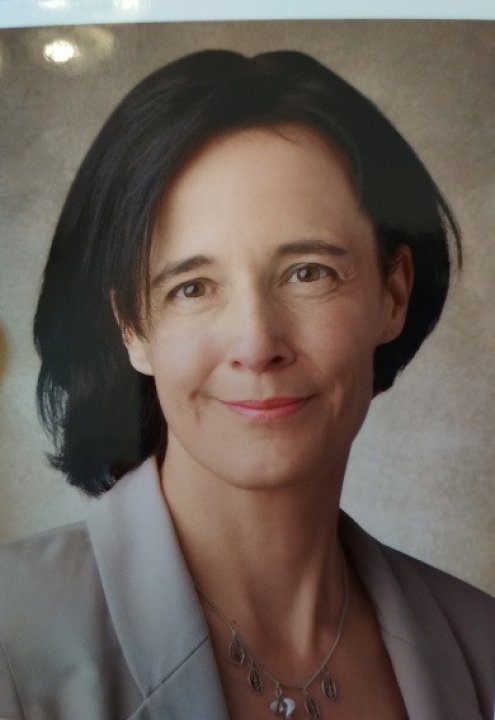 Falvi Viktoria - Drawing, German, Hungarian tutor