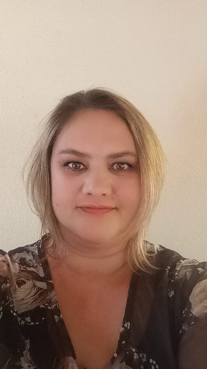 Mareli - English, Afrikaans, Human Resources (HR) tutor