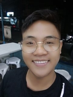 Matthew - Filipino tutor