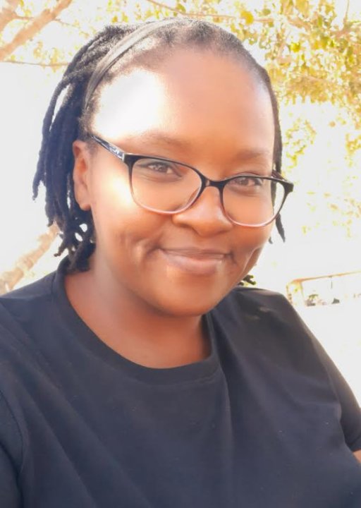 Nhende Kudzai - English tutor